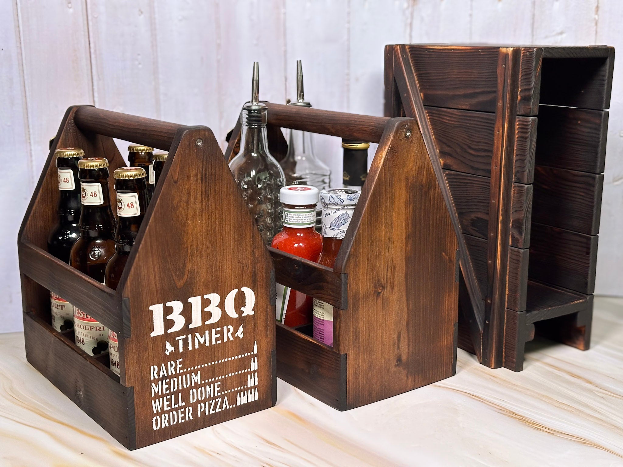 Flaskhållare, ölhållare och vinboxhållare i återvunnet trä - perfekt för sommarens alla fester och grillkvällar