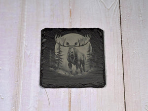 Graverat underlägg med djur – rustik och vildmarksinspirerad present