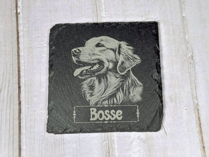 Skifferunderlägg med hund och personligt namn – unik present till hundvän